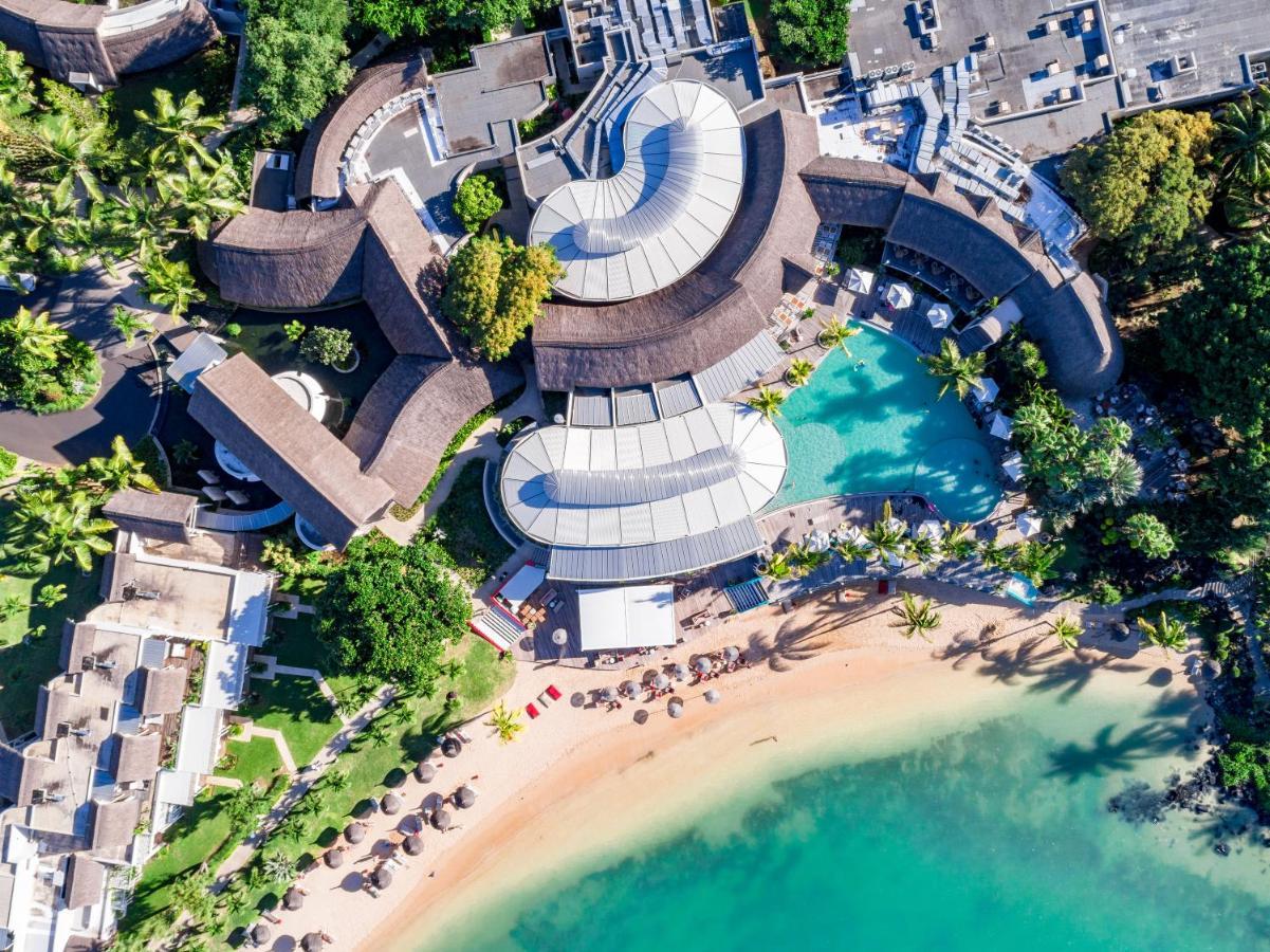 Lux* Grand Gaube Resort & Villas Luaran gambar Aerial view of the resort