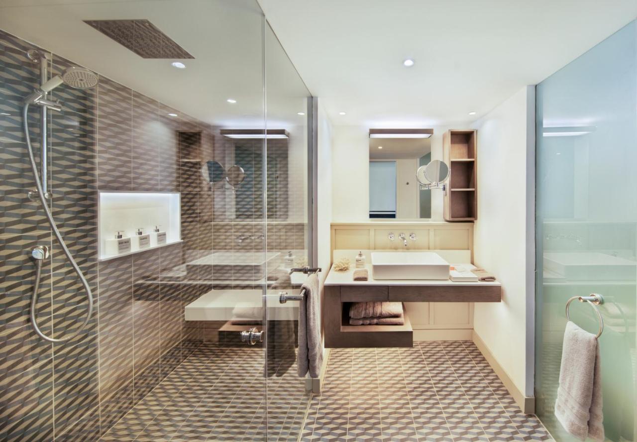 Lux* Grand Gaube Resort & Villas Luaran gambar Bathroom