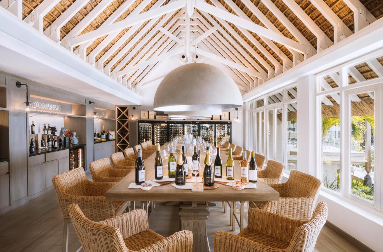 Lux* Grand Gaube Resort & Villas Luaran gambar Wine tasting at the Wine Experience Center